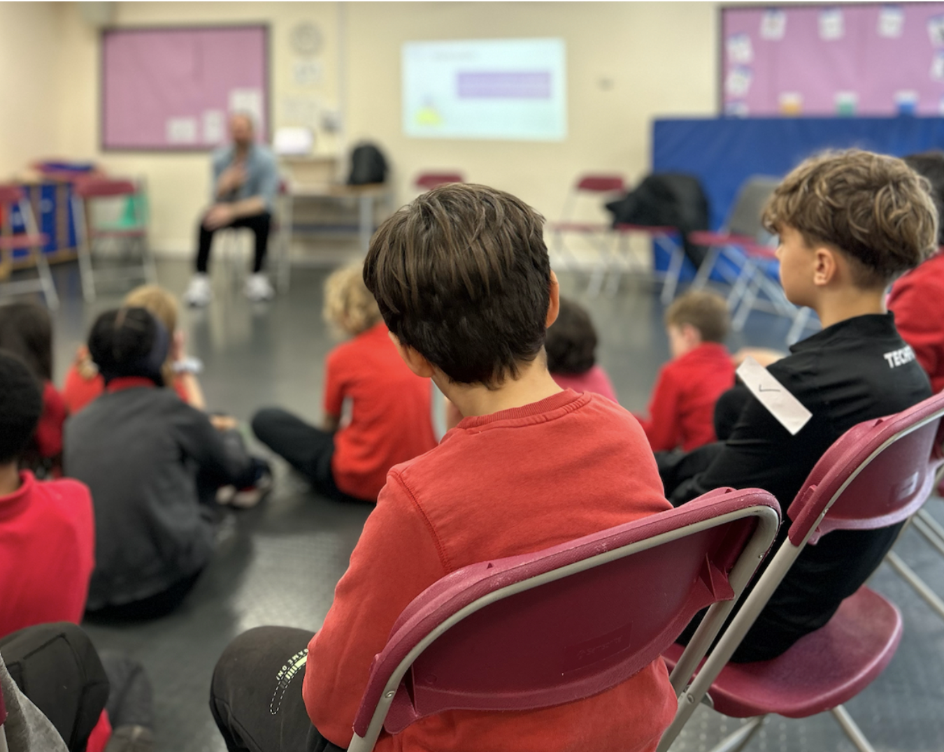 Como conversar com meninos de 8 a 11 anos sobre masculinidade, gênero e  respeito - Global Boyhood Initiative, image size:1350x1076